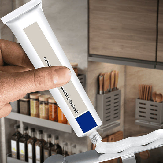 Universaali naulaton liima