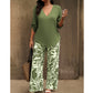 Naisten V-kaula-aukkoinen pusero ja kuviolliset leveälahkeiset housut -sett